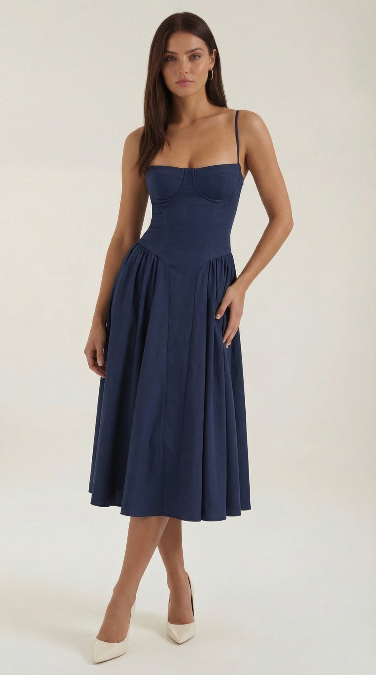 Vestido Santorini — Midi Floral con Escote Corazón